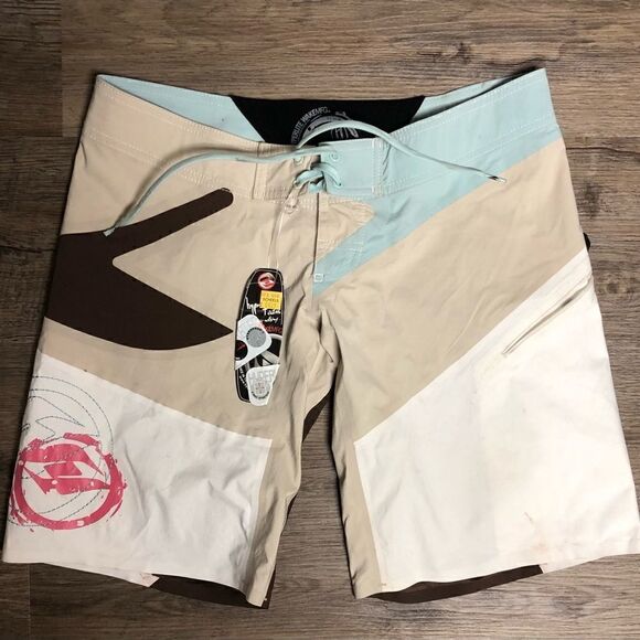 Hyperlite women’s Wake Board Shorts , Size 1 - Picture 1 of 11